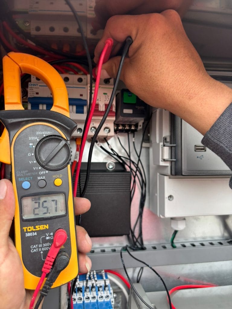 Verificación y Garantía Técnica